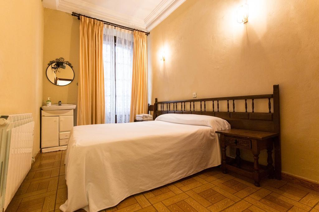 Pension Iberia Llanes Room photo