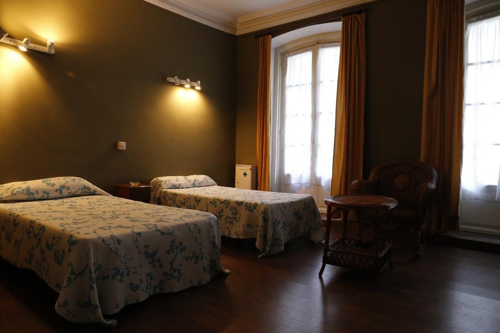 Pension Iberia Llanes Room photo